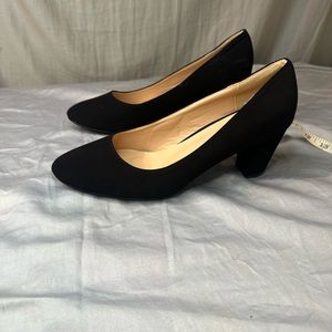 Black block heels , brand is Forever. Sz8